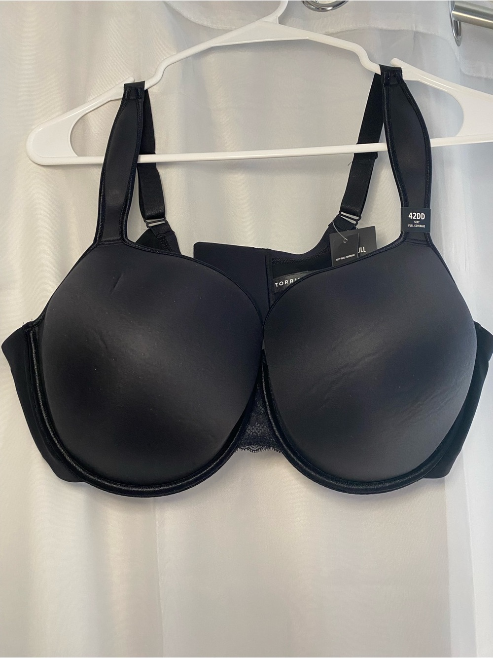 Torrid Full Coverage Bra Lightly Lined Smooth Cups Supportive Straps 42DD New